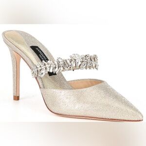 Antonio Melani
Collection Nova Jeweled Fabric Mules